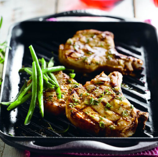 Côte de porc au vin blanc et poivre blanc du Penja