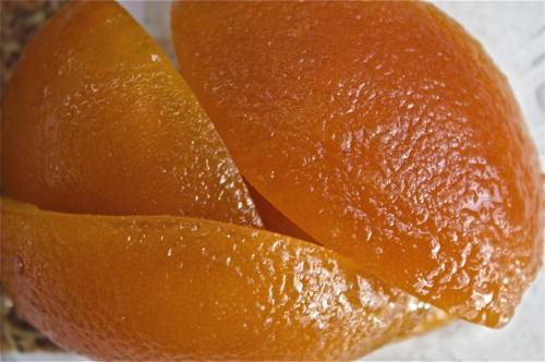Écorces d'oranges confites
